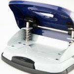 Діркопробивач Exakt-2 металевий, 30арк, синій Axent