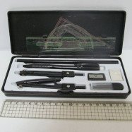 3800 Набір креслярський (готовальня 11pcs)
