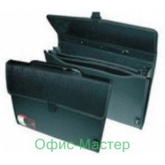 Портфель пластик.на застежке В4 на 3 отдел.