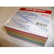 Блок паперу кольор.для нотаток, 85х85мм., 400арк., клеян. в індивід.упак. Люкс