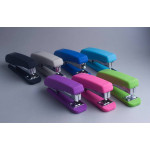 Степлер пластиковий RUBBER TOUCH до 20арк., (скоби №24, 26), сірий